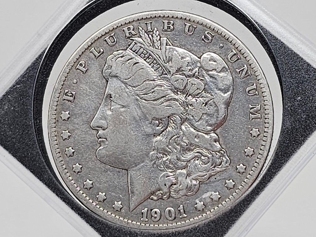 1901-O Morgan Silver Dollar w/ Capsule