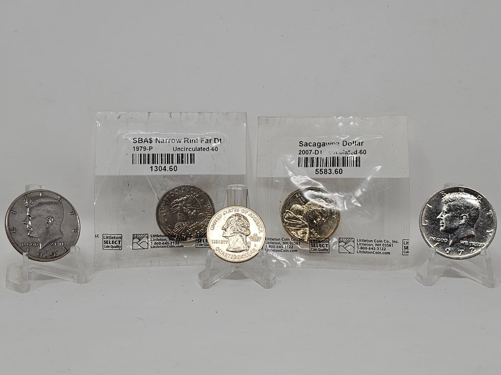 Double-Sided Trick Quarter - Assorted Dollar Coins (Sealed) - Assorted Kennedy Half Dollars