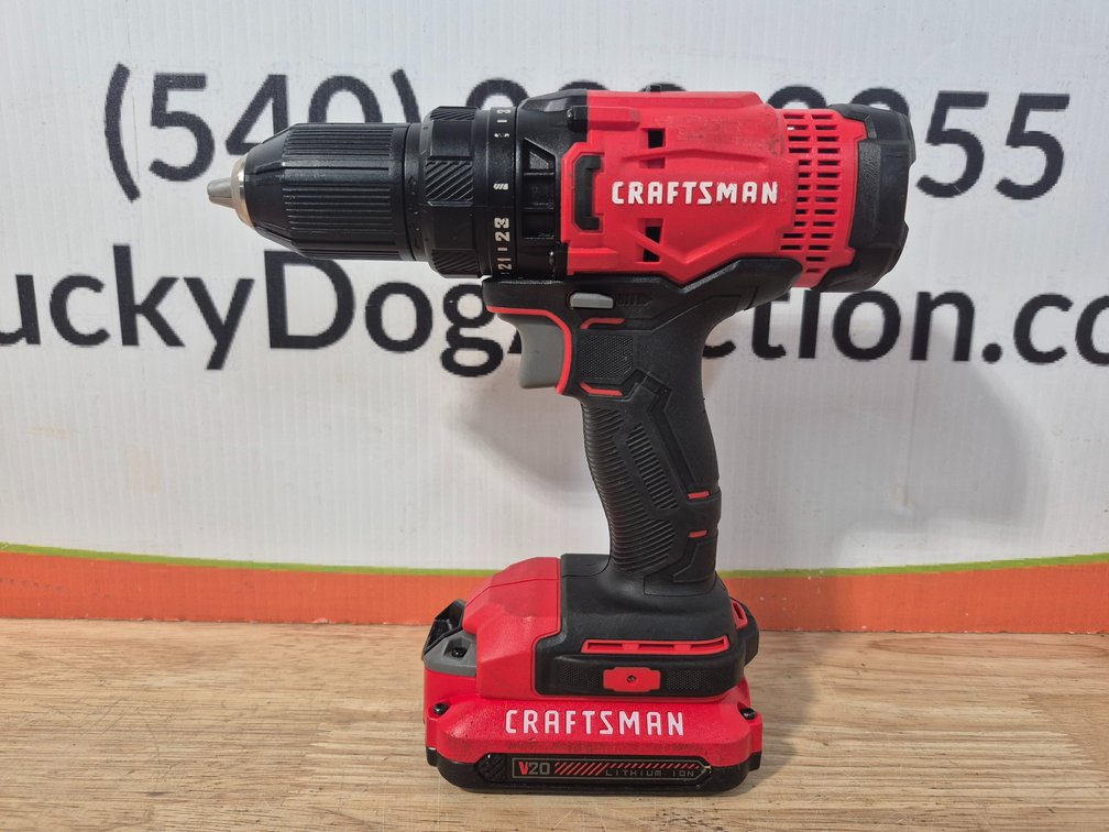 Craftsman V20 1/2" Drill/Driver W/Battery (Worked When Tested No Charger)