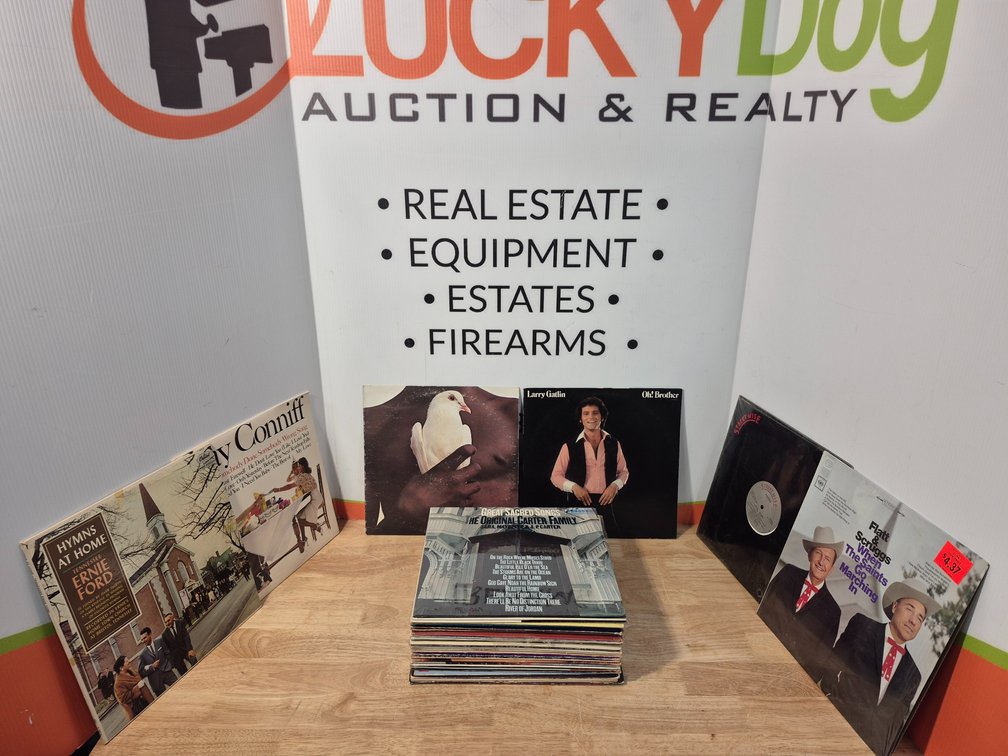 Vintage Records 33s (30+/- Included)