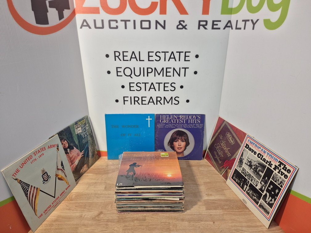Vintage Records 33s (30+/- Included)