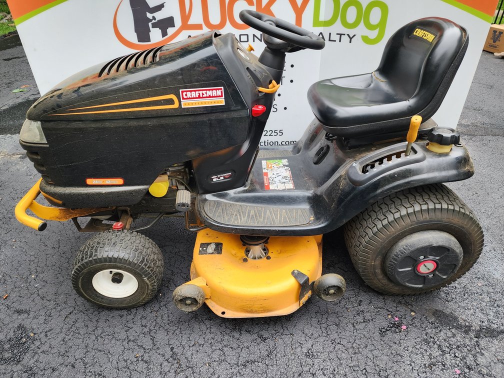 Craftsman Professional 24HP Riding Mower - 42" Deck - Shows 17.8 Hours ? - Front Tire Has A Leak - Rear Wheel Weights - Engine Ran When Tested