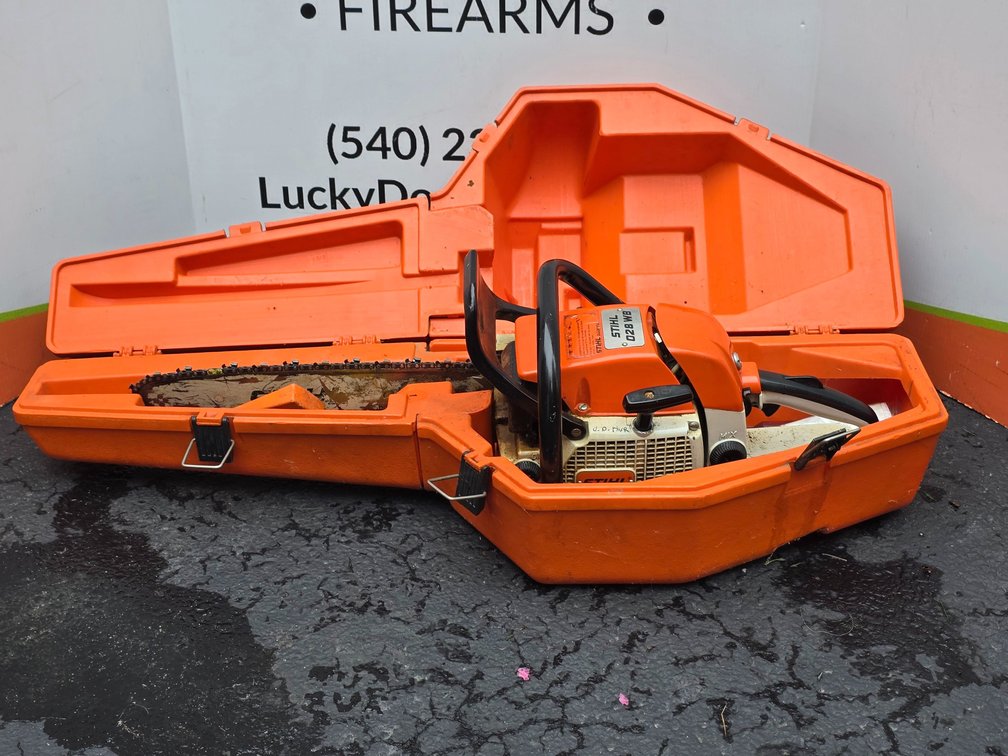 Stihl 028 WB Chainsaw w/ Hard Case & Accessories 