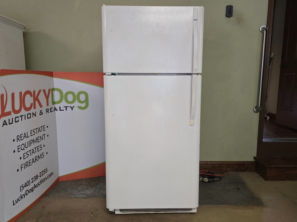 Kenmore Top Freezer/Refrigerator - 66" T x 31" W x 29" D