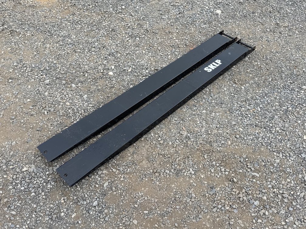 Unused SKLP 6’ Pin On Pallet Fork Extensions 