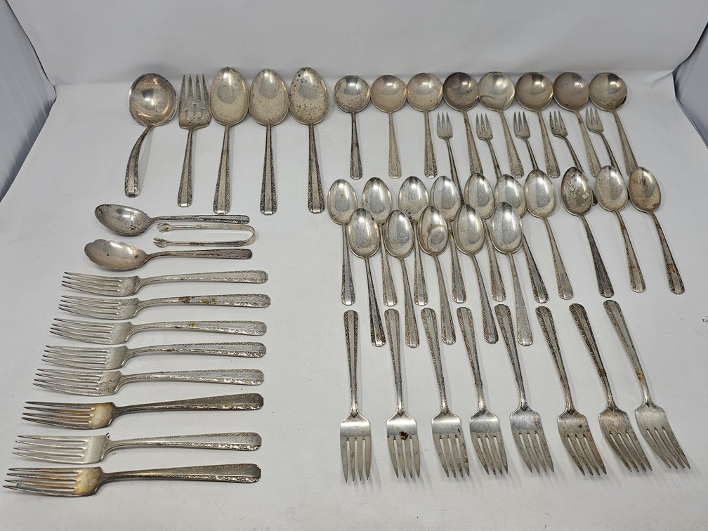 Towle - Candlelight Sterling Silver Flatware 52-Pieces - 1800.97 Grams Total Weight - $1992.43 Melt Value as of 8/20/2025
