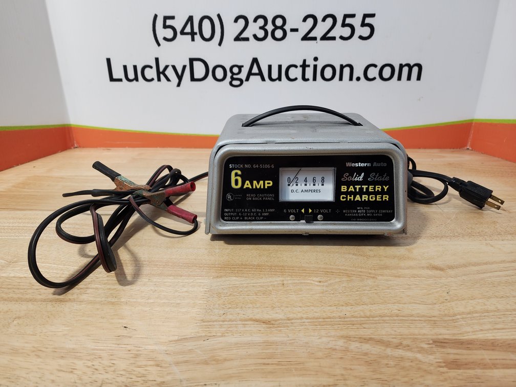 Western Auto Solid State 6 Amp Battery Charger 