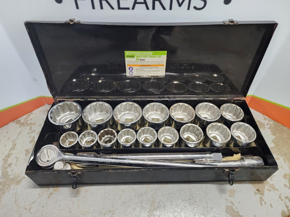 Pittsburgh 1" Drive Heavy Duty Socket Set (Broken Latches On Box)