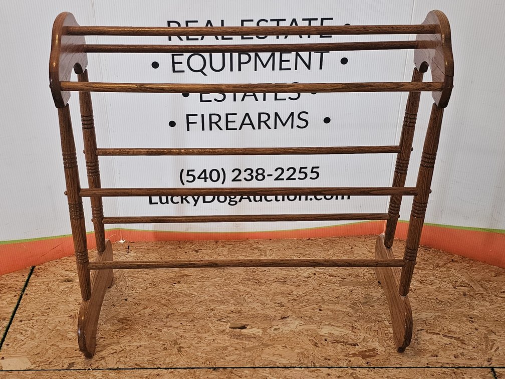 Quilt Rack - Measures 32" Tall x 31" Wide x 11" Deep