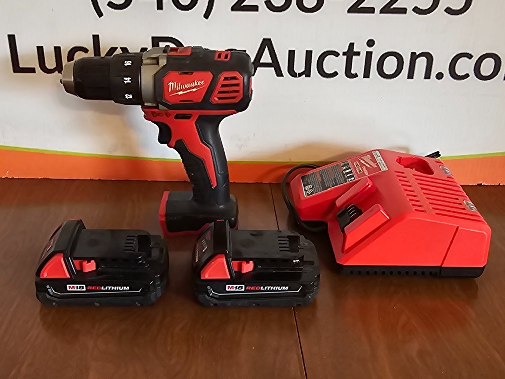Milwaukee M18 1/2" Drill w/ 2 Batteries and Charger