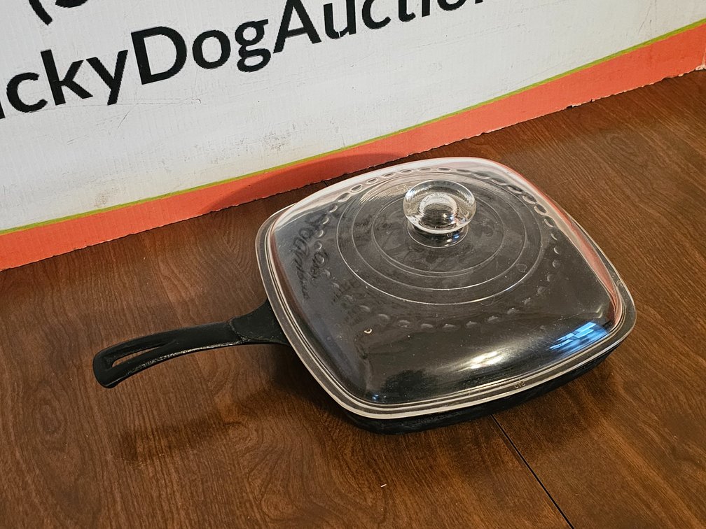 Cast Iron Square Skillet w/ Lid