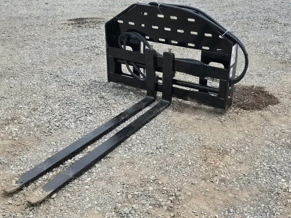 Unused Skid Steer 60" Side Shift Forks - Skid Steer Quick Attach 