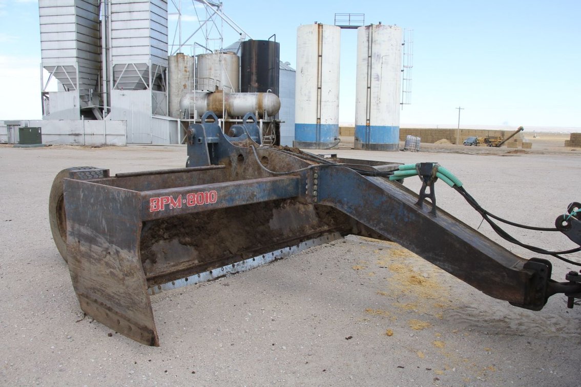 Manco 8010 10' box blade --Attachment Group