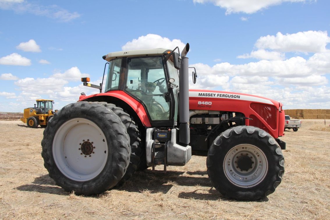 Massey Ferguson 8460 -- Tractor Group