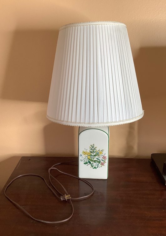 Ceramic Floral Table Lamp