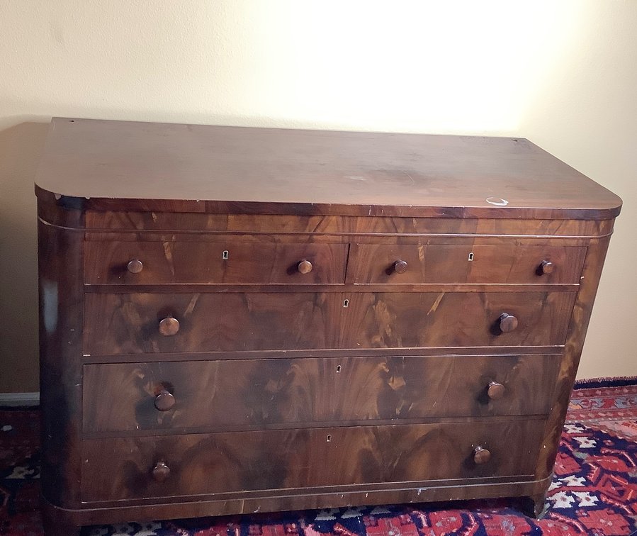 Royal Furniture Co. Dresser
