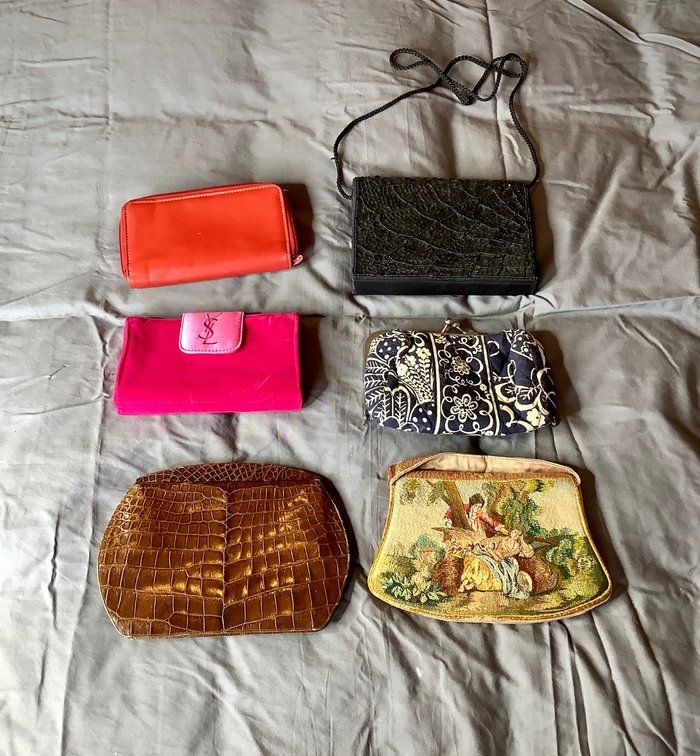 Wallets and Clutches