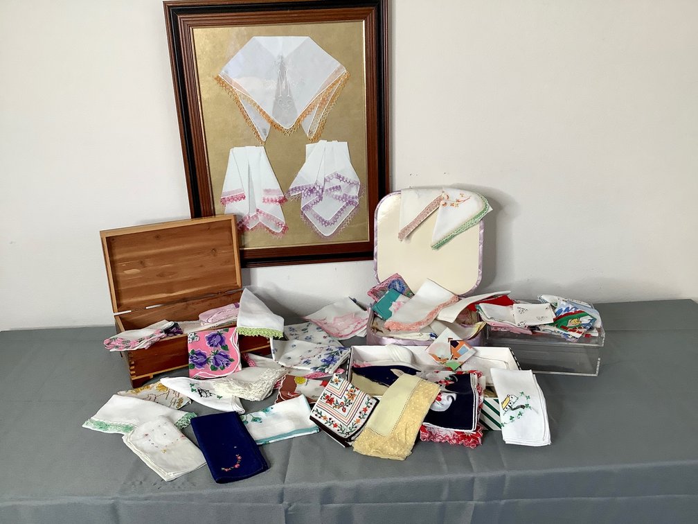 Ladies Kerchiefs