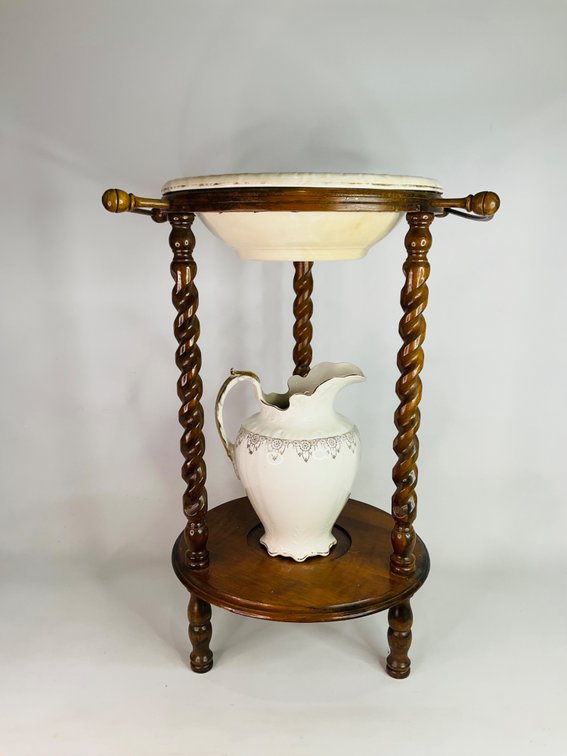 Antique Smith Phillips Fenix Wash Basin/ Pitcher
