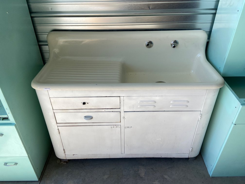 Standard Sanitary Cast Iron Sink