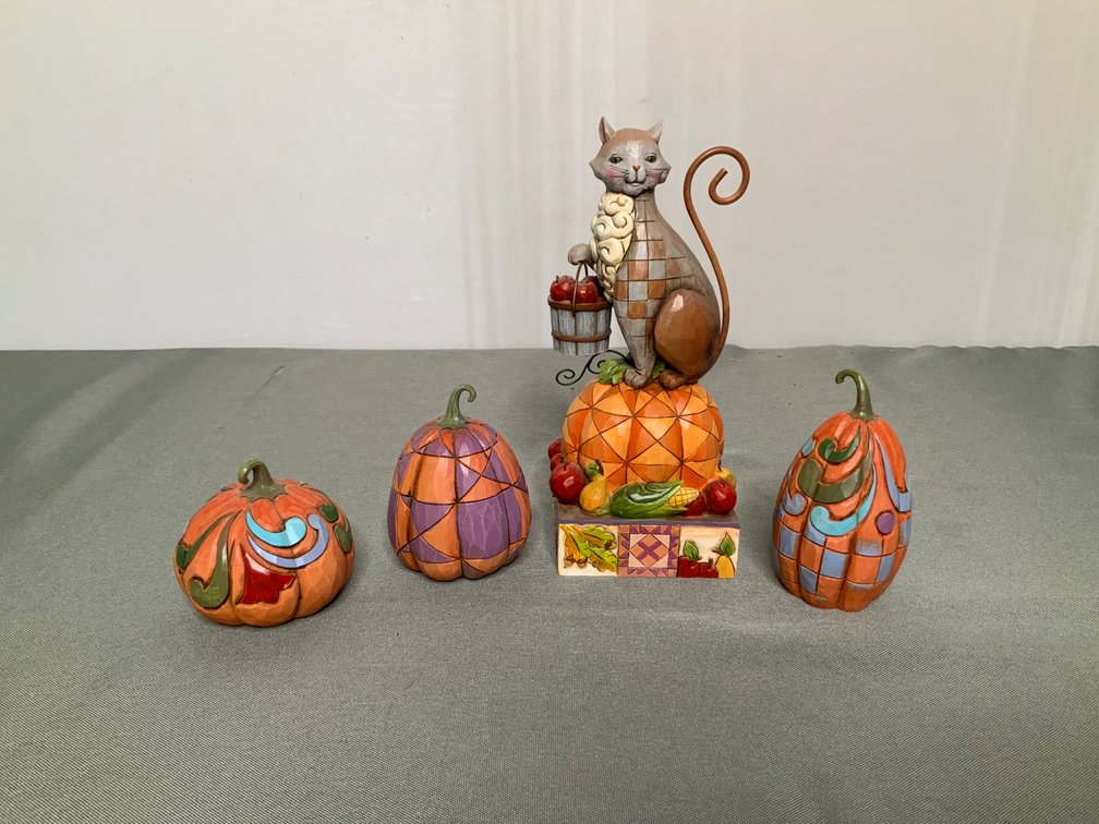 Jim Shore "Happy Harvest", "Straight From the Patch"