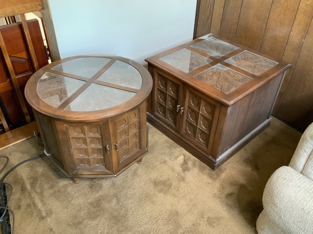 Pair of Mid Century Modern End Tables 