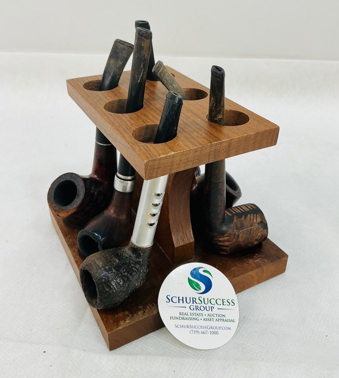 Pipes with Stand