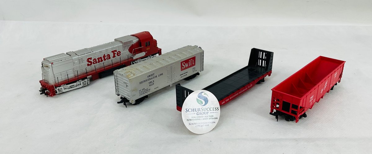 Tyco HO Scale Model Train Cars