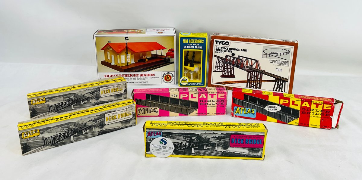 HO Scale Model Train Bridges and Freight Station