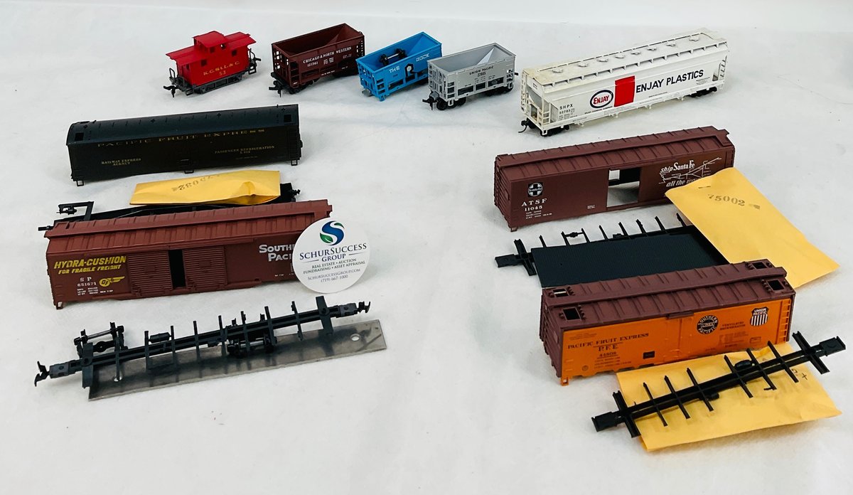Athearn HO Scale Model Train Kits