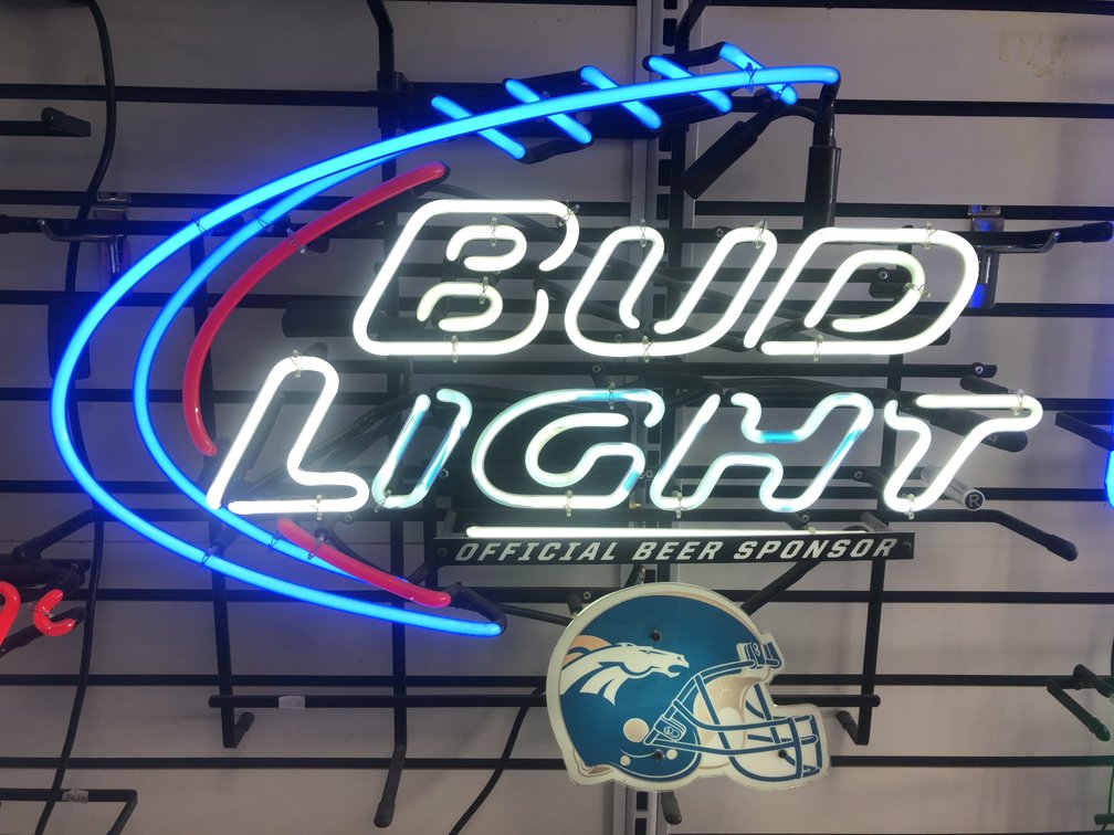 Bud Light Neon Bar Sign
