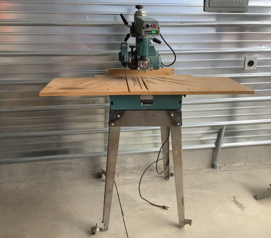 DeWalt Radial Arm Saw