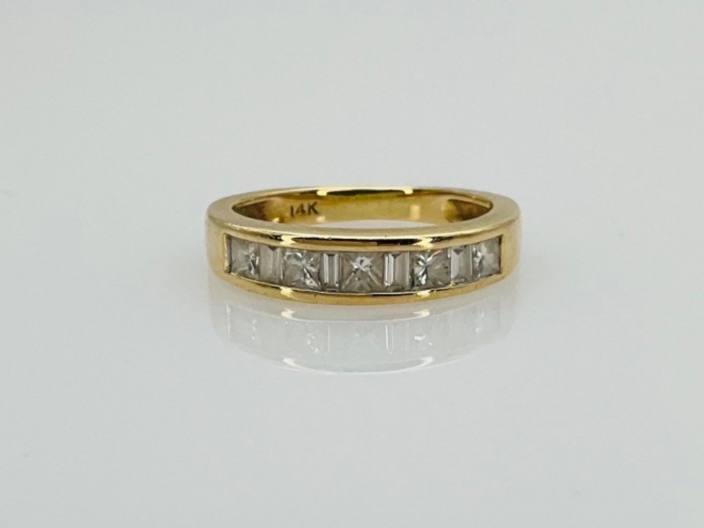 Gold Diamond Ring