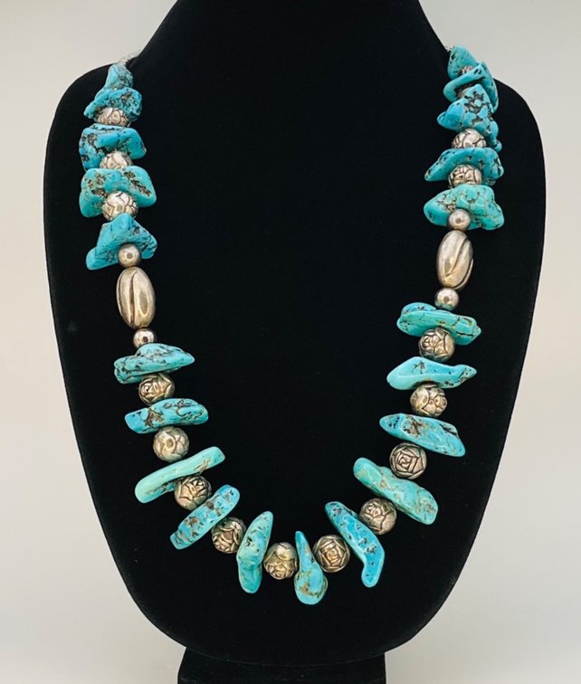 Chunky Turquoise Necklace