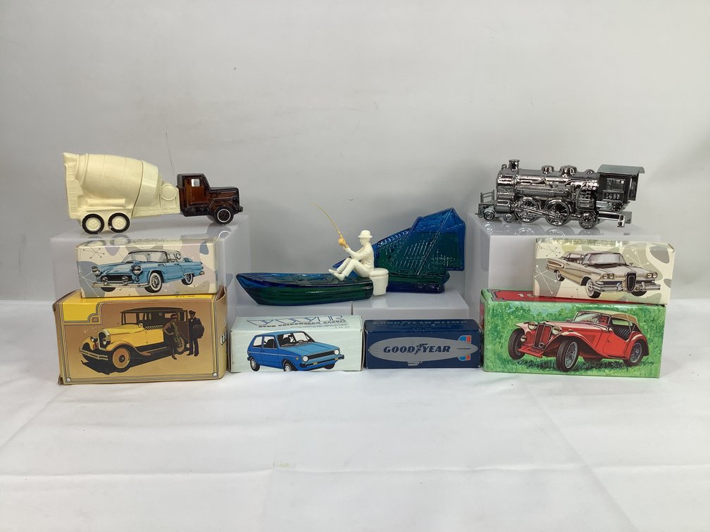 Transportation Avon Cologne Decanters