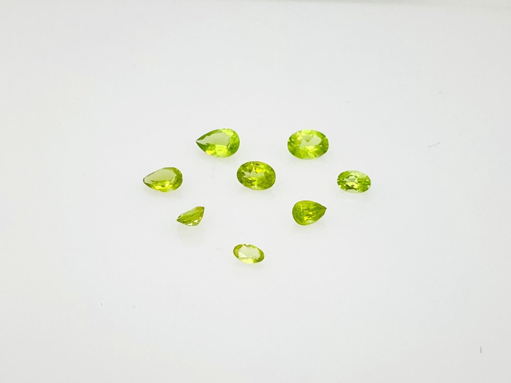 Peridot Gemstones
