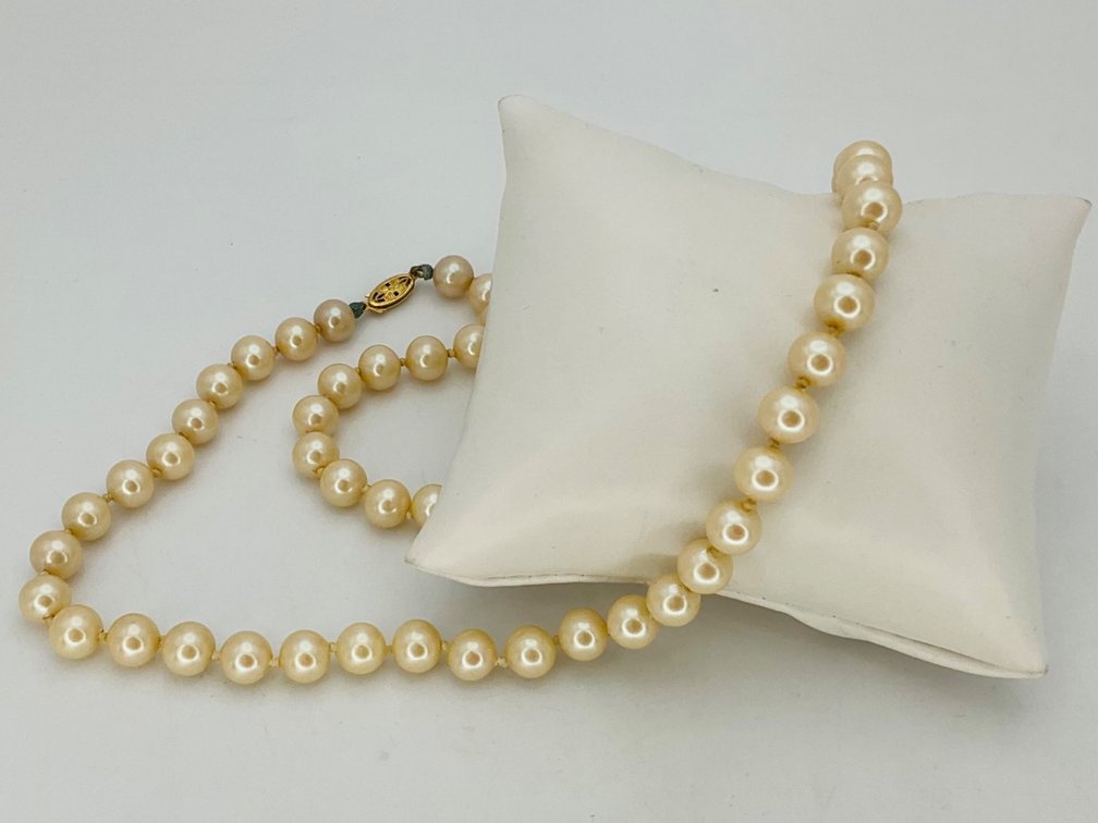 Pearl Necklace