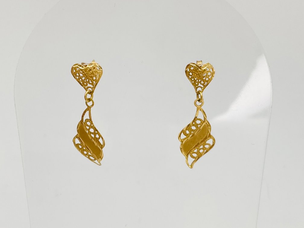 Delicate Gold Dangle Earrings