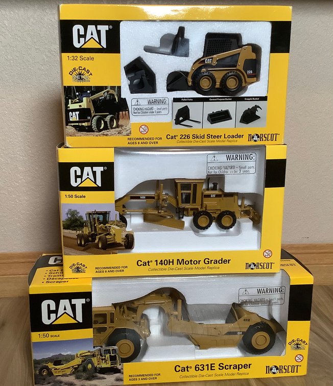 CAT Diecast Models