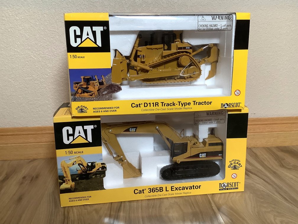 CAT Diecast Models
