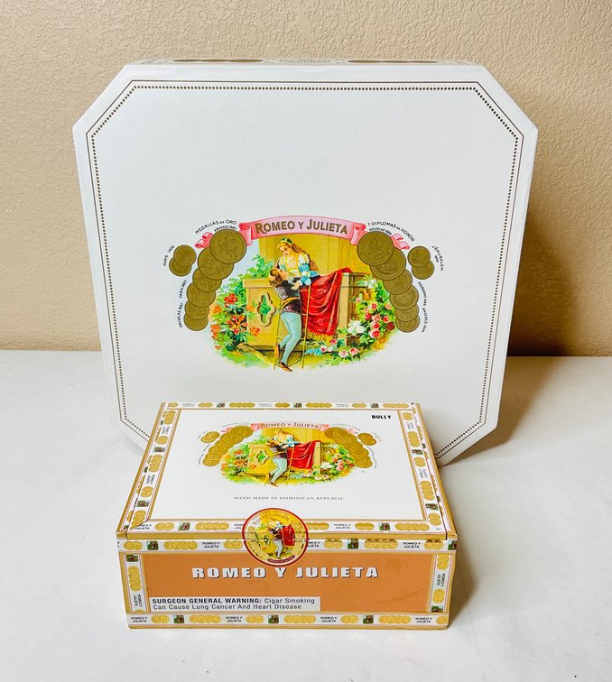 Romeo Y Julieta Cigar Ashtray