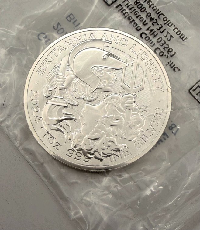 Great Britain 5 Dollar Britannia Silver Round