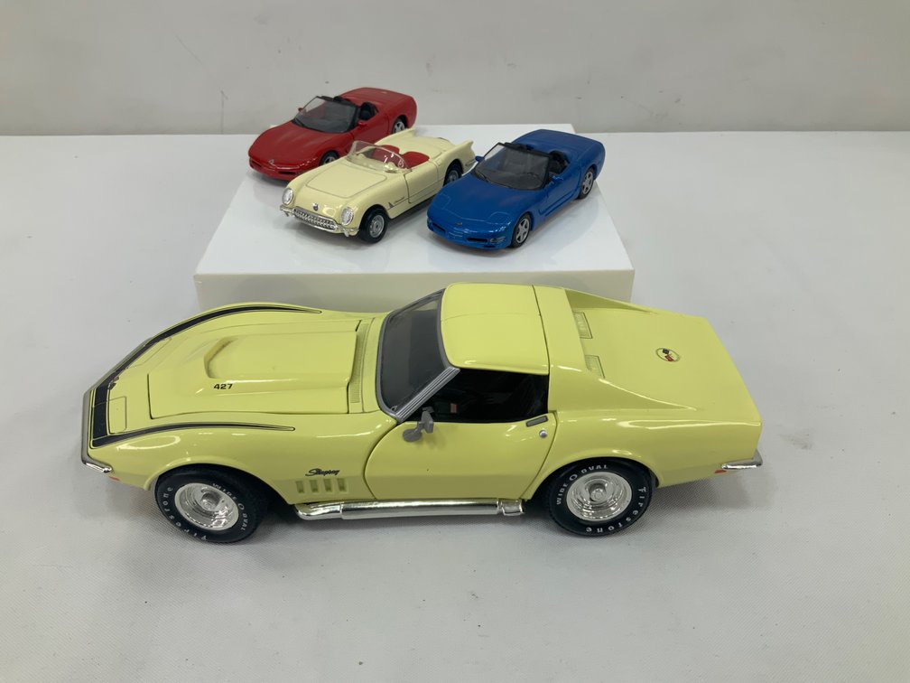 Chevrolet Corvette Diecast Model Cars