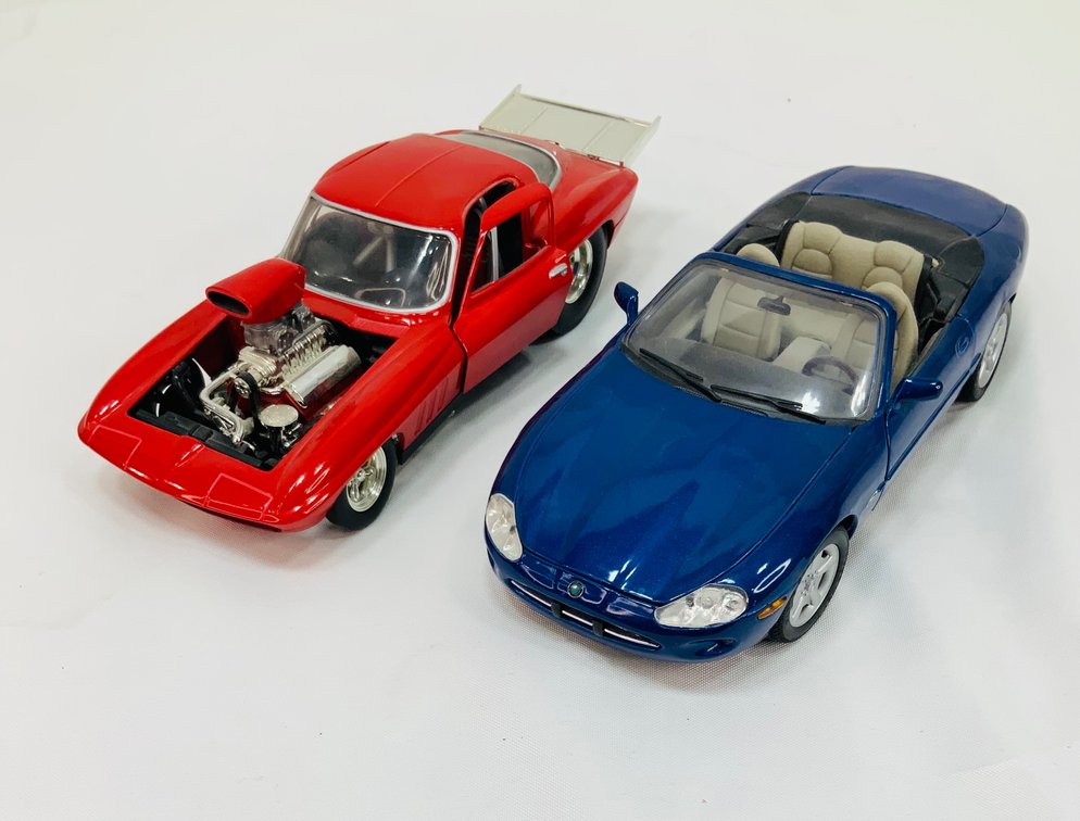 Diecast Model Drag Racing Coupe and Convertible