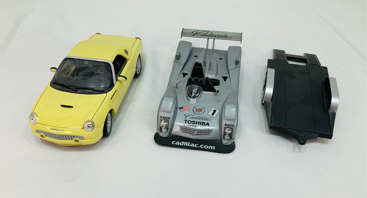 Diecast Scale Model Cars and Flatbed Trailer