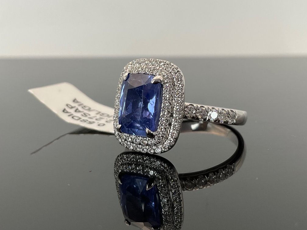 Sapphire and Diamond Platinum Ring