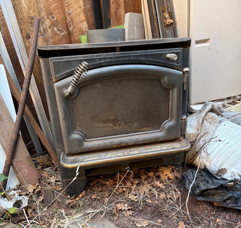 LOPI Cast Iron and Steel Wood-Burning Stove