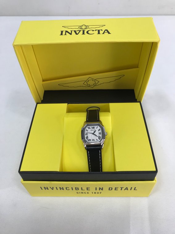 Invicta Wristwatch with Black Leather Strap and Box