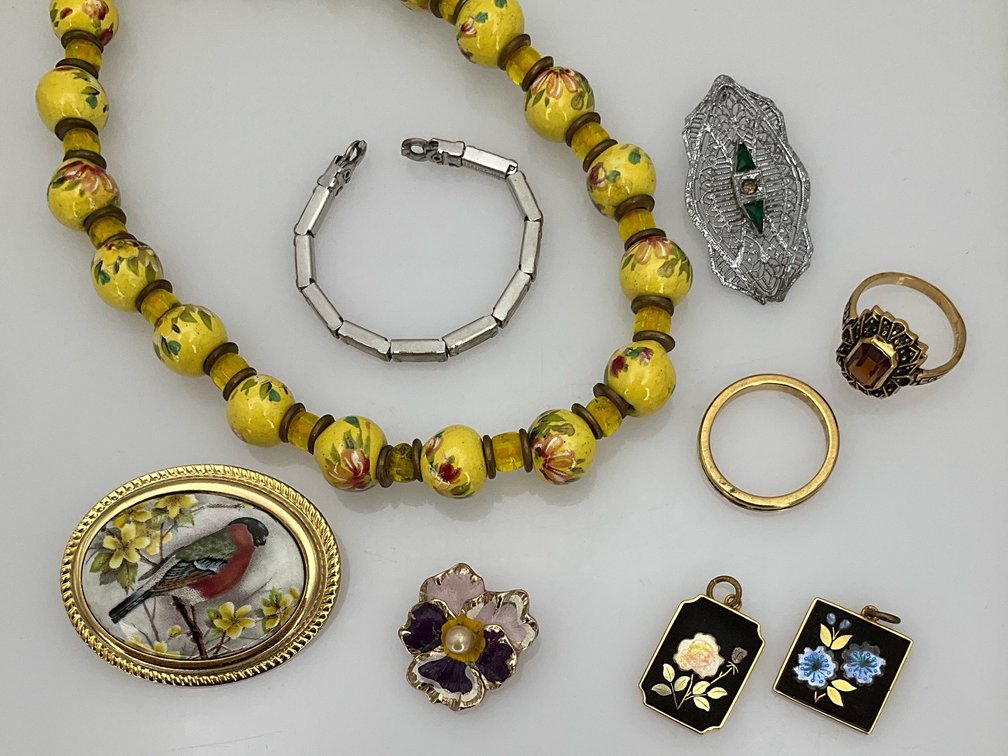 Mixed Vintage Jewelry