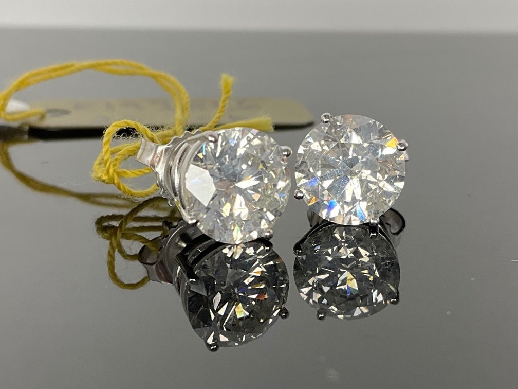White Gold Diamond Earrings